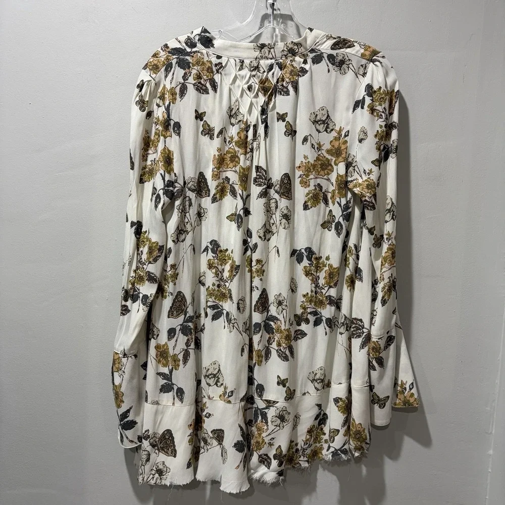 Free People Pebble Crepe Butterfly Print Top Ivory XS Boho Tunic Raw Hem Peasant